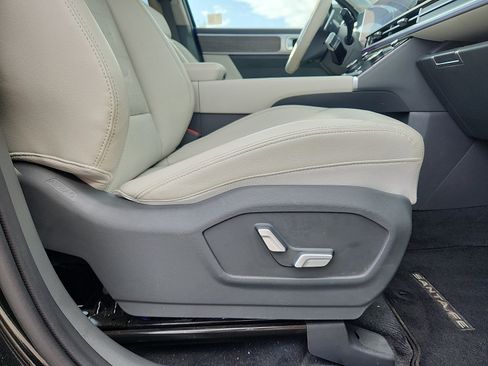 Certified 2024 Hyundai Santa Fe Limited AWD/4WD image 36