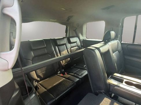 Used 2011 Honda Pilot Touring image 17