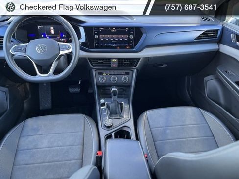 Used 2022 Volkswagen Taos SE image 29