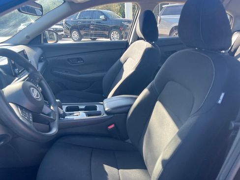 Used 2025 Nissan Sentra S FWD image 10