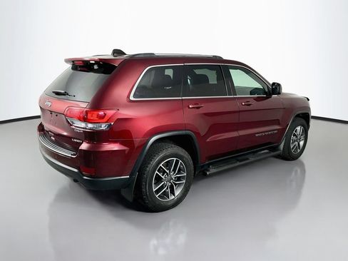 Used 2019 Jeep Grand Cherokee Laredo w/ 18" Wheel & 8.4" Radio Group AWD/4WD image 7