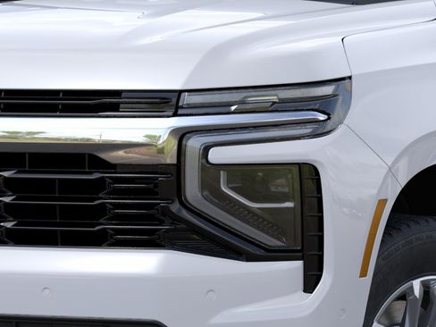 New 2026 Chevrolet Suburban LS RWD image 10