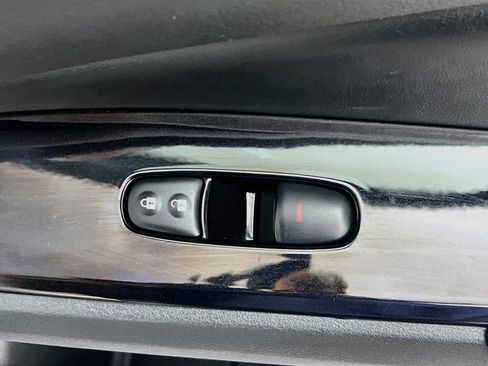 Used 2025 Nissan Altima 2.5 SR FWD image 31