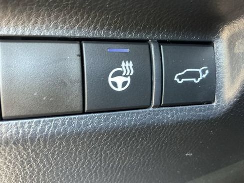 Certified 2022 Toyota RAV4 SE w/ Convenience Package AWD/4WD image 31