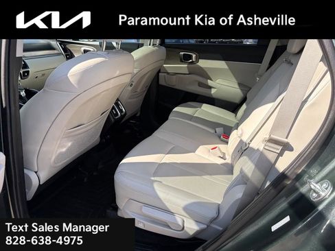 Certified 2023 Kia Sorento S w/ Panoramic Sunroof Package image 21