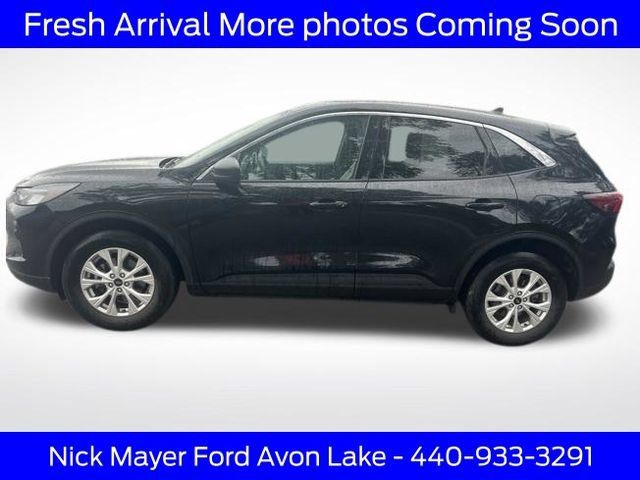 Used 2023 Ford Escape Active AWD/4WD image 3