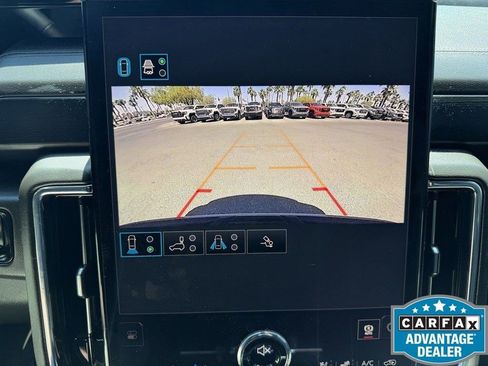 Used 2026 GMC Yukon Denali w/ Advanced Technology Package AWD/4WD image 15