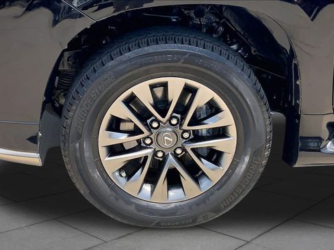 Used 2019 Lexus GX 460 Premium AWD/4WD image 11