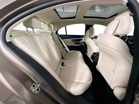 Certified 2025 Mercedes-Benz E 350 Sedan w/ MBUS Superscreen Package image 28