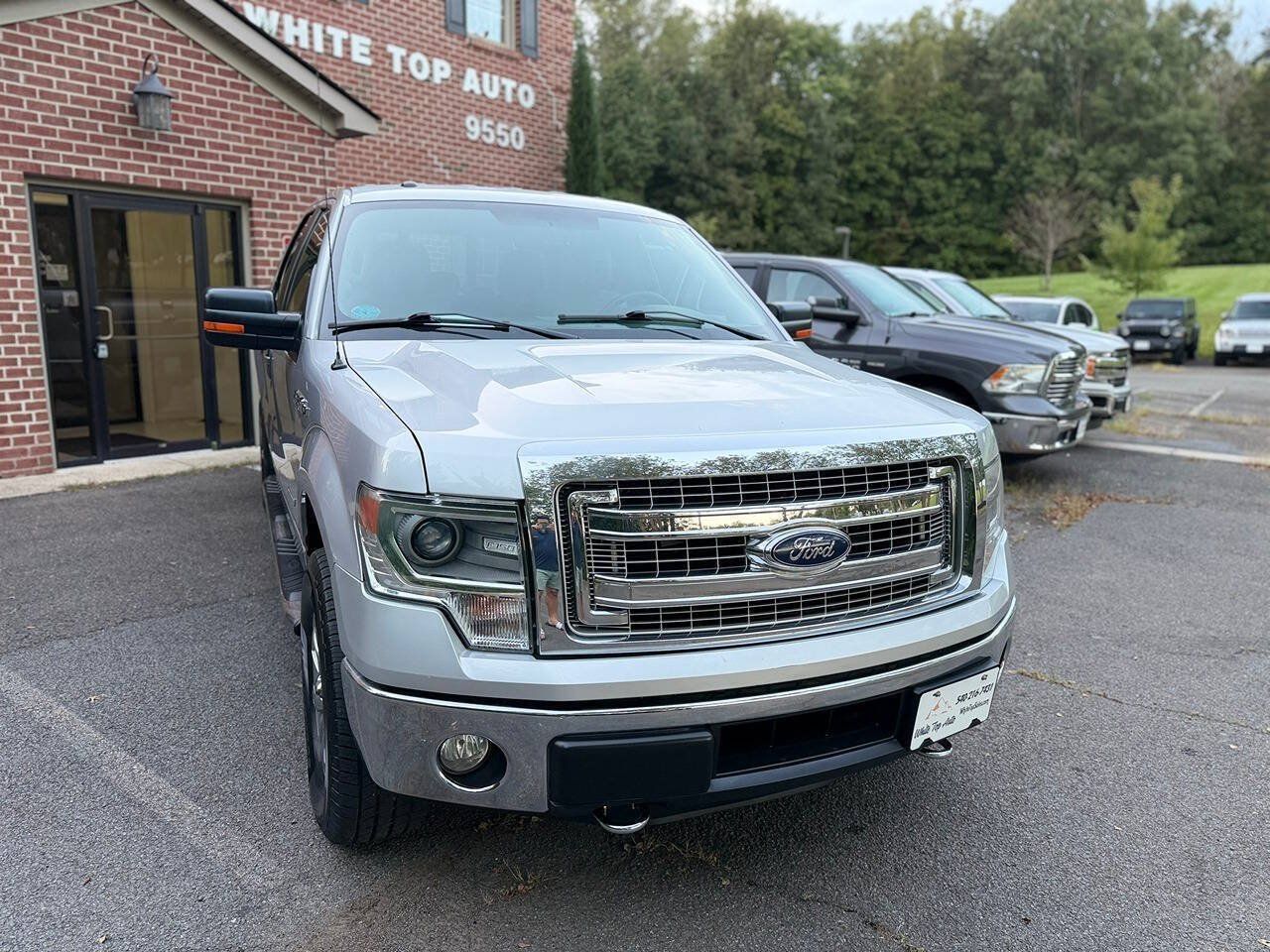 Used 2014 Ford F150 XLT w/ Equipment Group 302A Luxury AWD/4WD image 9