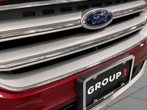Used 2019 Ford Escape SEL AWD/4WD image 30