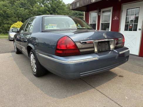Used 2008 Mercury Grand Marquis GS RWD image 10