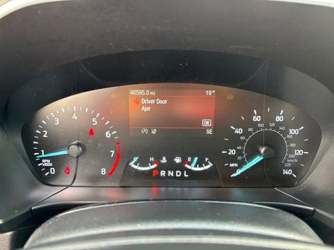 Used 2020 Ford Escape SE image 19