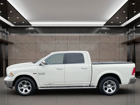 Used 2017 RAM 1500 Limited image 2