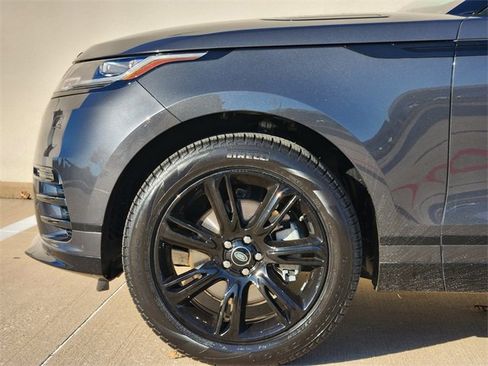 Used 2022 Land Rover Range Rover Velar R-Dynamic S image 9