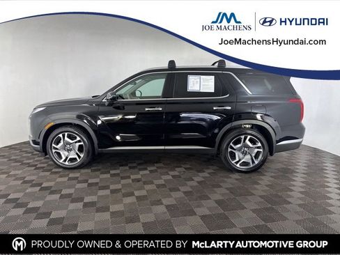 Certified 2025 Hyundai Palisade Limited image 7