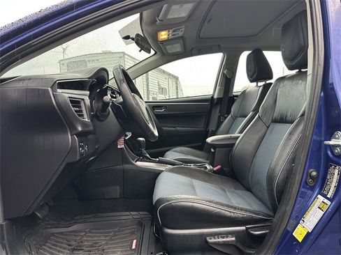 Used 2014 Toyota Corolla S image 9