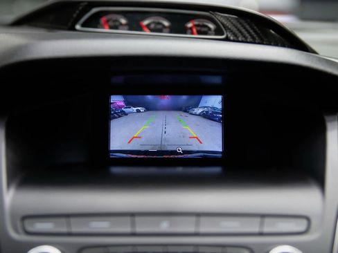 Used 2018 Ford Focus ST image 33