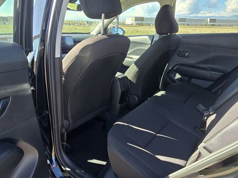 New 2026 Hyundai Kona SE image 15