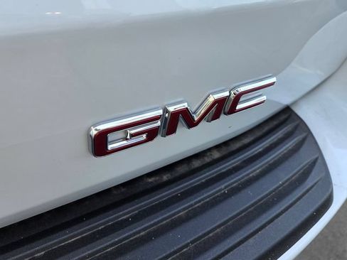 New 2026 GMC Yukon Denali AWD/4WD image 6