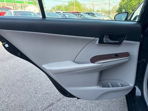 Used 2012 Toyota Camry XLE image 13