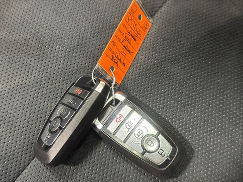 Used 2025 Ford Explorer ST AWD/4WD image 43