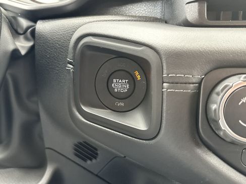 Used 2026 Jeep Wrangler Unlimited Rubicon AWD/4WD image 22