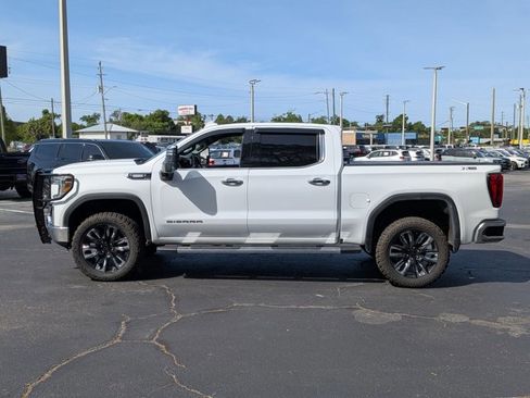 Used 2021 GMC Sierra 1500 SLT w/ SLT Premium Plus Package image 9