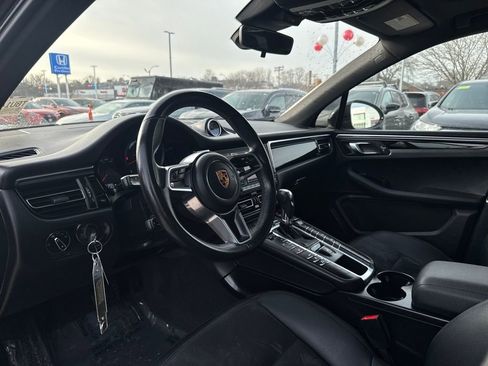 Used 2019 Porsche Macan image 13