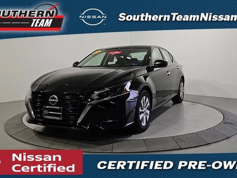 Certified 2025 Nissan Altima 2.5 S FWD image 1