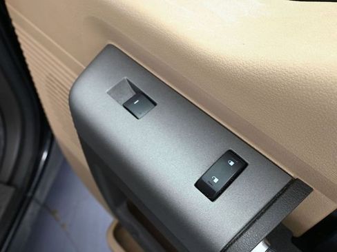 Used 2011 Ford F250 Lariat w/ Lariat Interior Pkg image 42
