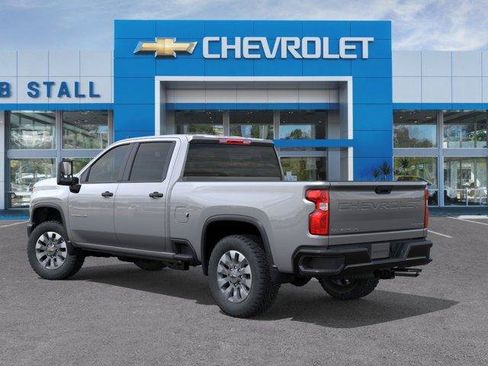Used 2026 Chevrolet Silverado 2500 Custom w/ Z71 Off-Road Package AWD/4WD image 3