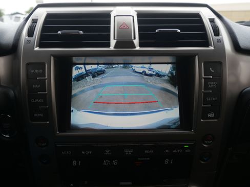 Used 2020 Lexus GX 460 Premium image 28