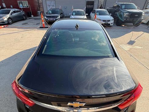 Used 2017 Chevrolet Impala LT w/ Leather Package image 23