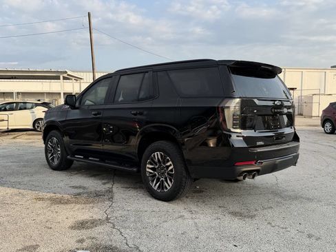 Used 2026 Chevrolet Tahoe Z71 w/ Comfort Package AWD/4WD image 7