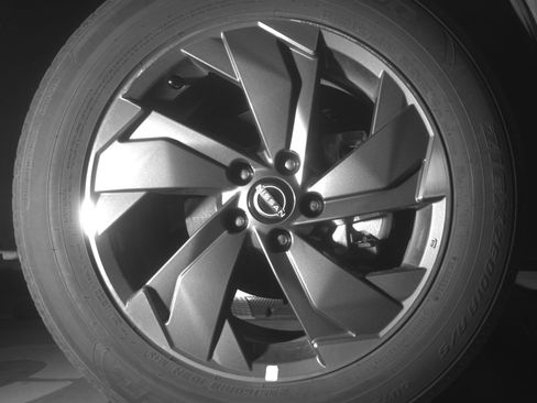 Used 2025 Nissan Rogue SV image 13