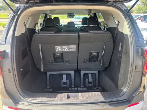 Used 2026 Kia Carnival FWD image 34