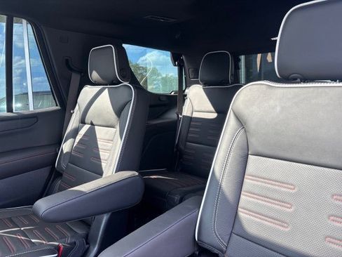 New 2026 GMC Yukon AT4 Ultimate w/ LPO, Floor Liner Package AWD/4WD image 41