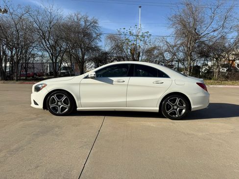 Used 2014 Mercedes-Benz CLA 250 CLA 250 Coupe 4D image 3