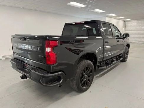 Used 2024 Chevrolet Silverado 1500 Custom w/ Turbomax Blackout Package image 7