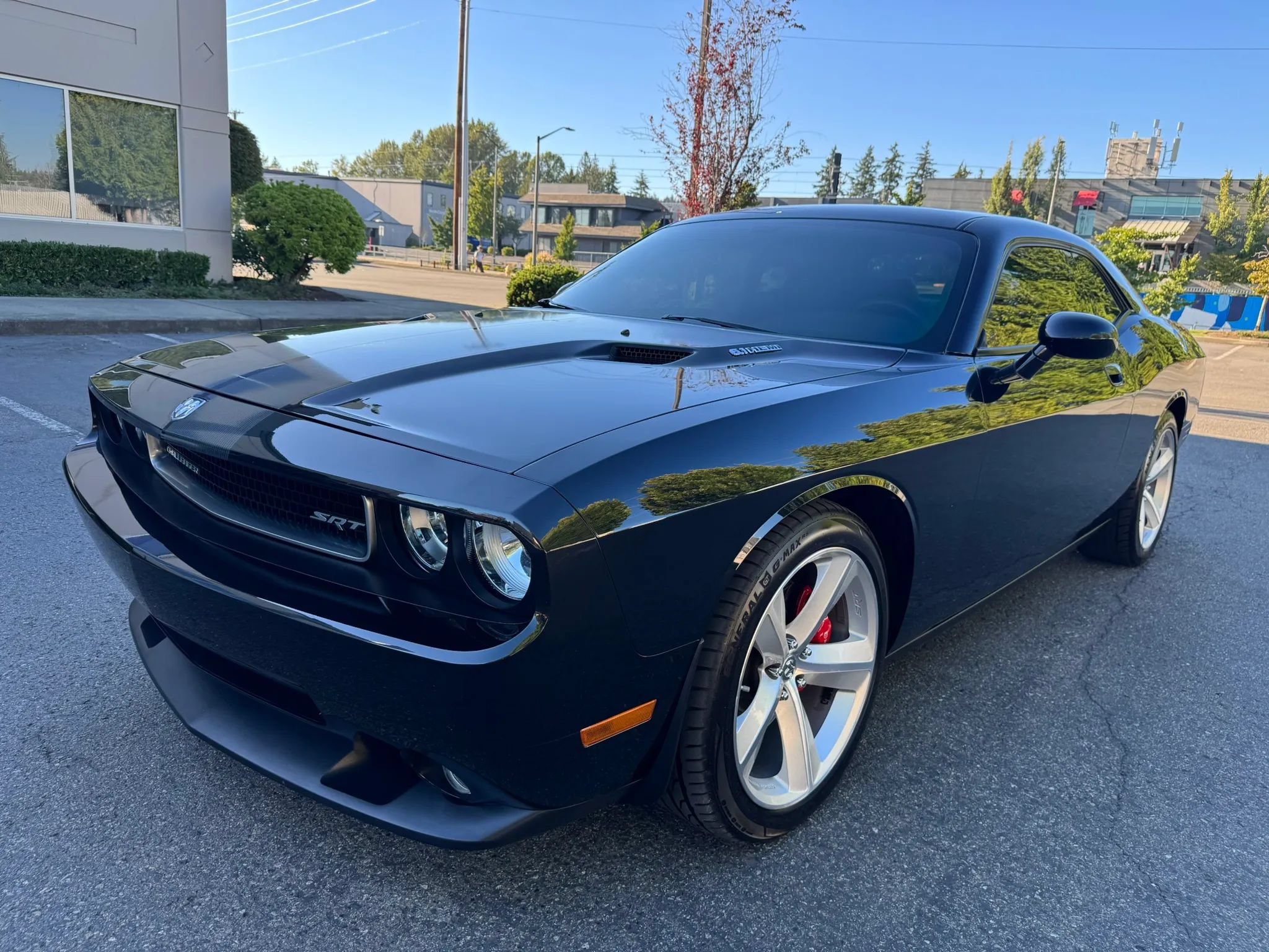Used 2008 Dodge Challenger SRT8 RWD image 4