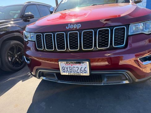 Used 2021 Jeep Grand Cherokee Limited image 38
