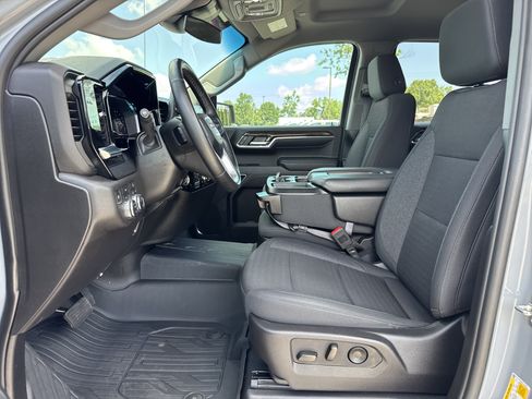 Used 2024 GMC Sierra 1500 SLE w/ Preferred Package AWD/4WD image 16