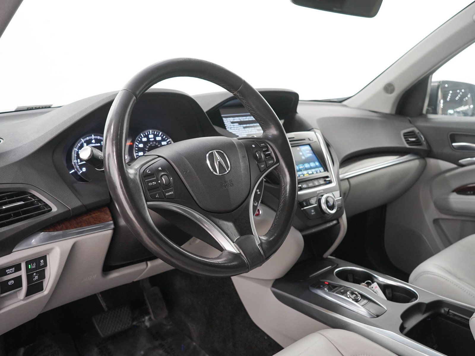 Used 2018 Acura MDX w/ Technology Package AWD/4WD image 29