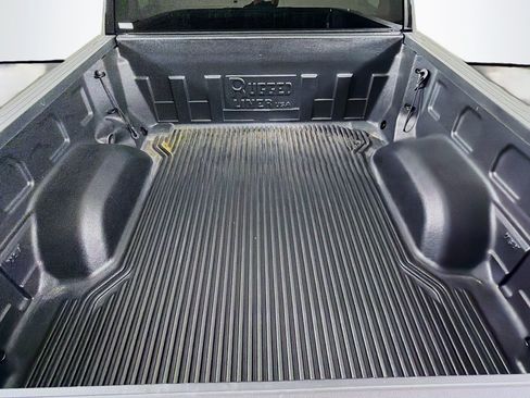Used 2024 Chevrolet Silverado 1500 Custom RWD image 27