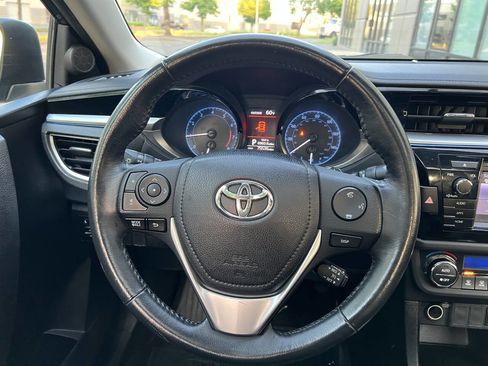 Used 2014 Toyota Corolla S w/ Driver Convenience Package FWD image 16