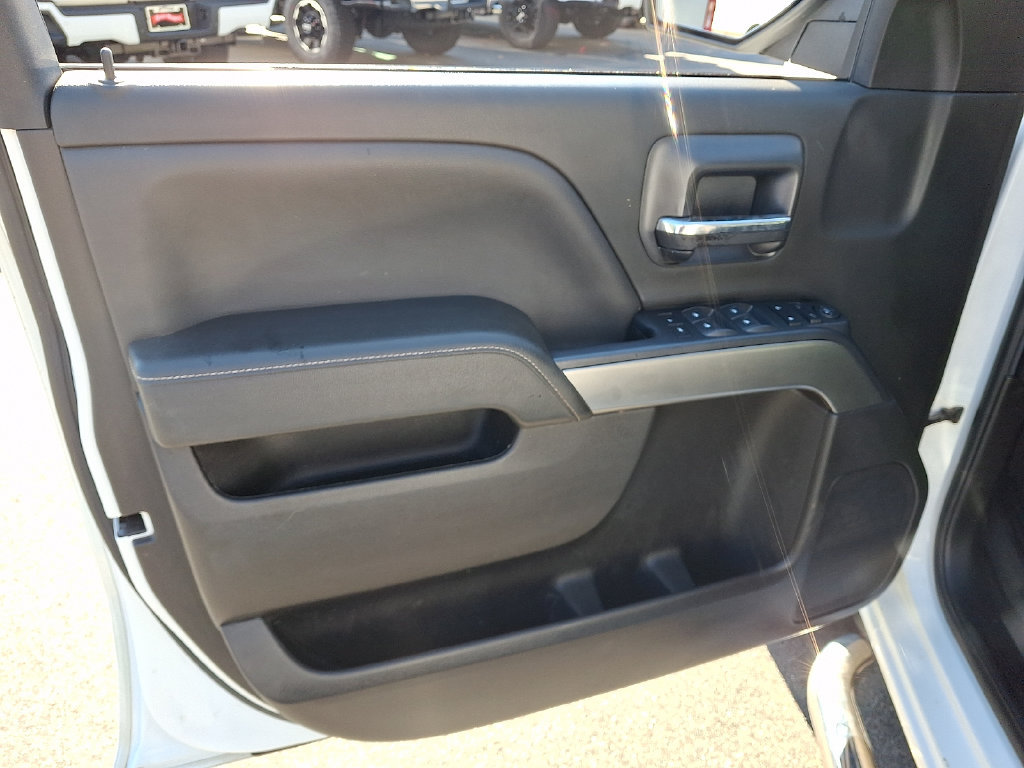 Used 2019 Chevrolet Silverado 1500 LT AWD/4WD image 12
