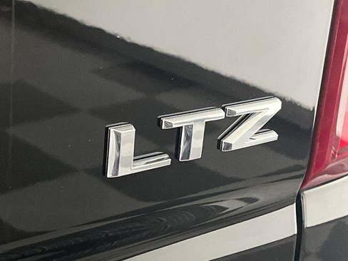 Certified 2024 Chevrolet Silverado 1500 LTZ AWD/4WD image 36