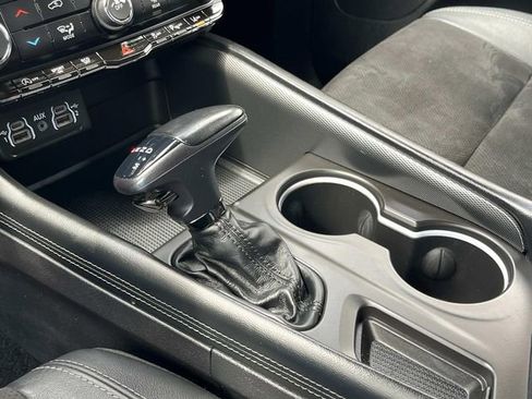 Used 2022 Dodge Durango GT RWD image 36