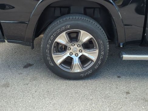Certified 2020 RAM 1500 Laramie w/ Sport Appearance Package AWD/4WD image 41